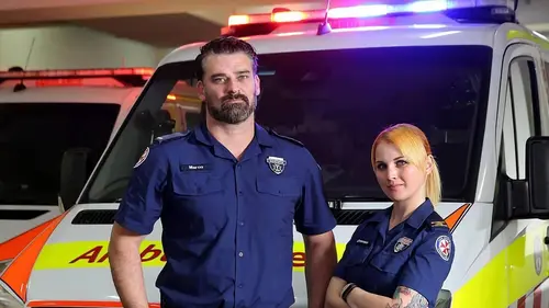 Ambulance: Code Red S01E02