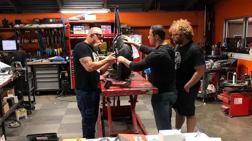 American Chopper S10E06 Une moto néo-rétro