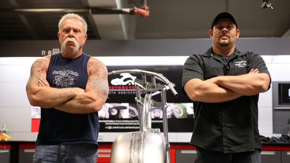 American Chopper: le défi S02E01 Ouverture de la galerie de Mikey