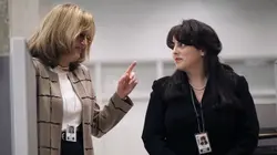 American Crime Story S03E01 Impeachment : Exils