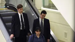 American Crime Story S03E06 Impeachment : Une affaire d'hommes