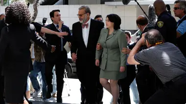 American Crime Story S03E08 Impeachment : Stand By Your Man
