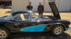 Americars  S01E26 Rénovation de Ferrari / Bus hors service