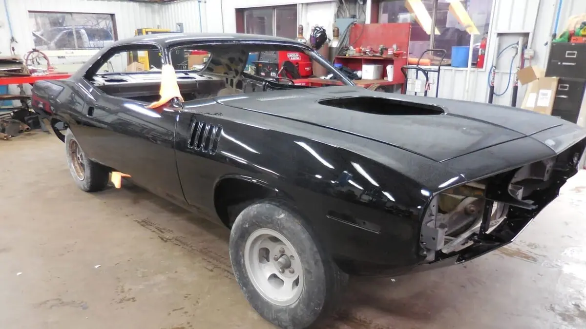 Americars : pièces détachées La Cuda Holy Grail de 71 / Bon vent petit Richard