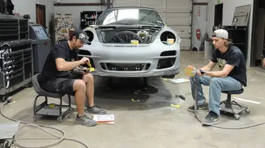 Americars S04E07 Drôle de machine volante