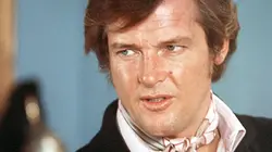 Amicalement vôtre S01E22 L'héritage Ozerov