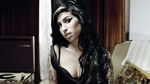 Amy by Canal