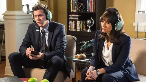 Angie Tribeca S03E01 Le silence des chasseurs