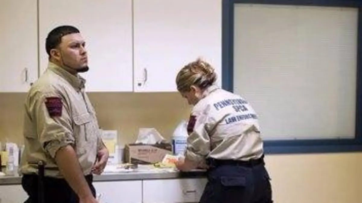 Animal cops Philadelphia S12E00 Raid nocturne