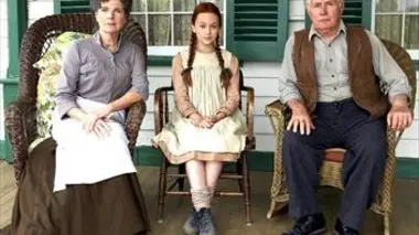 Anne, la maison aux pignons verts (2016)