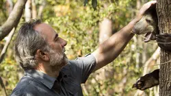 Antoine Duléry et Chanee sur la terre des ours