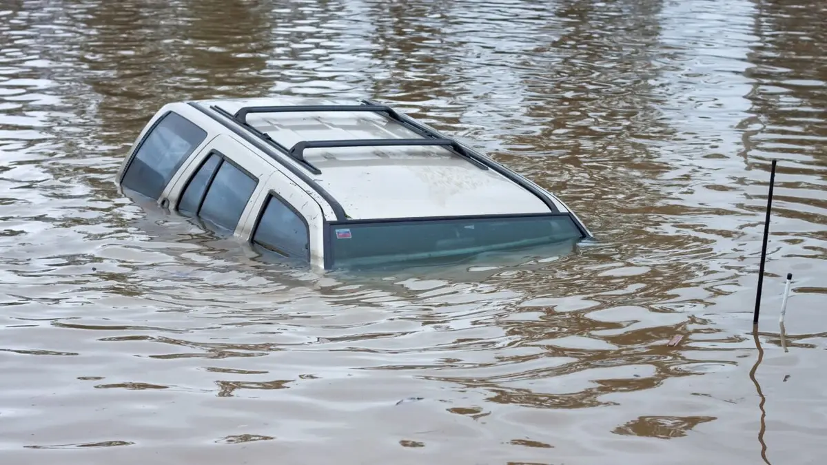 Appels d'urgence S18E137 Férias, noyades, inondations, un été très chaud sur la côte basque