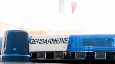 Appels d'urgence S19E07 Chauffards et cambriolages : les gendarmes des Yvelines contre-attaquent