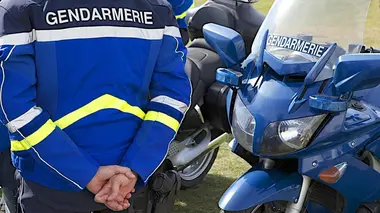 Appels d'urgence S20E198 Incendies, agressions et règlements de compte : Marseille sous pression