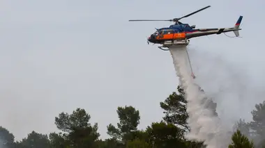 Appels d'urgence S23E238 Urgences vitales et secours en hélico pour les pompiers des Bouches-du-Rhône