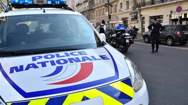 Appels d'urgence S23E243 Accidents et agressions : urgences vitales pour le Samu de Marseille