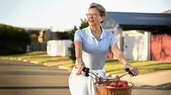 Apples Never Fall S01E06 Stan