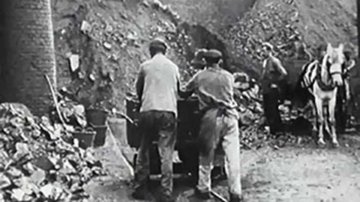 Archives Sindbad : Des hommes et du charbon