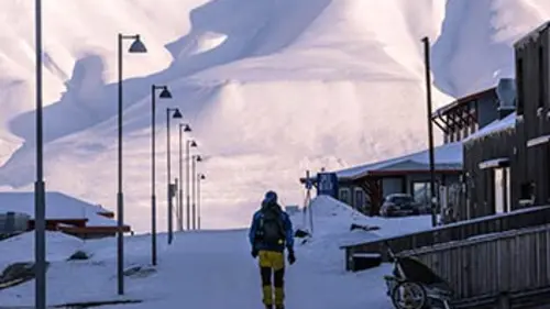 Arctique : les hommes de l'ultime frontière S01E02 Nuits polaires