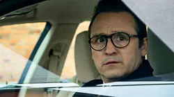 Arnaques et thérapie  S01E07 Negative 467,889 Kroner