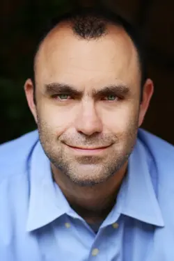 Photo Aron Eli Coleite