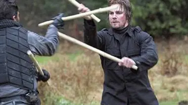 Arrow S01E14 L'art de la guerre