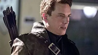 Arrow S02E22 Etat de siège