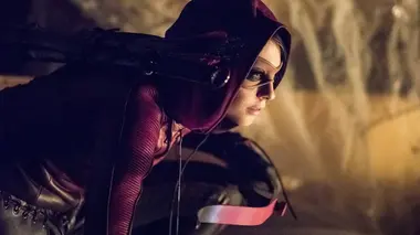 Arrow S04E01 Une lumière dans les ténèbres