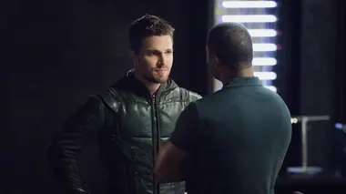 Arrow S05E05 La cible humaine