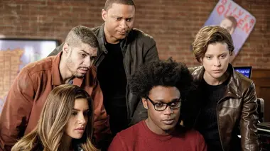 Arrow S05E20 Pièges
