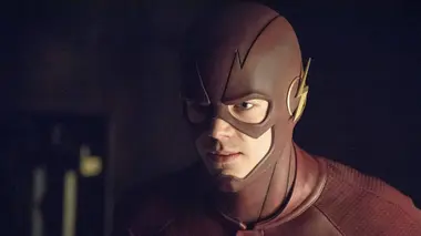 Arrow S08E01 Starling City
