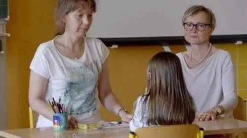 Arte Regards Le lycée à tout prix : tensions dans les classes tchèques