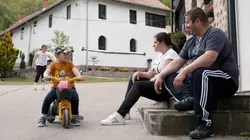 Arte Regards E752 Les écoles face à l'exode rural