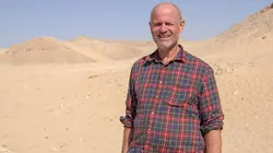 Arte Regards E523 Au secours de l'abeille naturelle du Nil