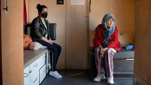 Arte Regards E958 Les réfugiées, l'exil au féminin