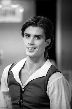 Photo de Artem Ovcharenko