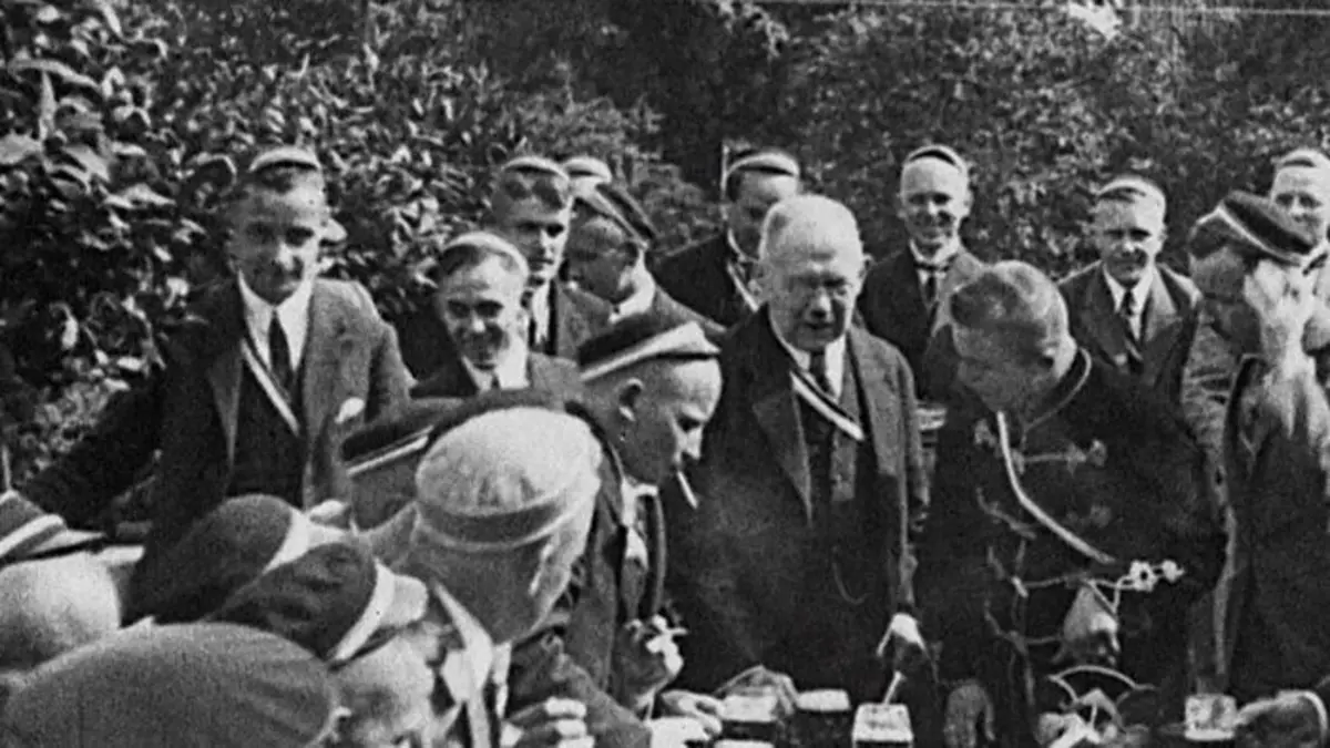 Ascension et déclin du nazisme Täuschung 1923-1928