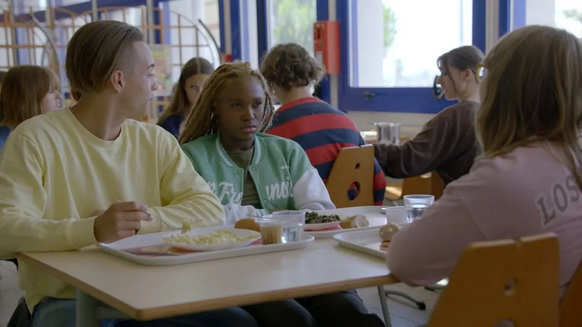 ASKIP S04E11 Le jour de l'arnaque aux bonbons