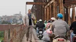 Au bout c'est la mer Vietnam, le fleuve Rouge