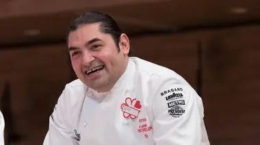 Chefs, jeunes apprentis : du rêve au cauchemar ?