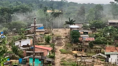 Au coeur de l'Amazonie S01E04 A bas la forêt