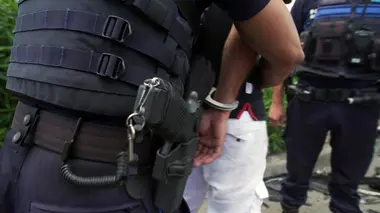 Au coeur de l'enquête Arrestations musclées, course-poursuite, trafic de drogue : 100 jours avec la police de Fréjus