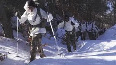 Au coeur de l'enquête Dépassement de soi et discipline : au coeur du recrutement de nos soldats (n°1)