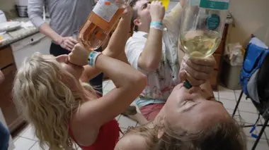 Au coeur de l'enquête Sexe, alcool et dérapages : au coeur d'un Spring Break américain