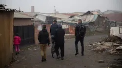 Au coeur de la communauté de Roms de Marseille