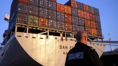 Planque, filatures et contrefaçons