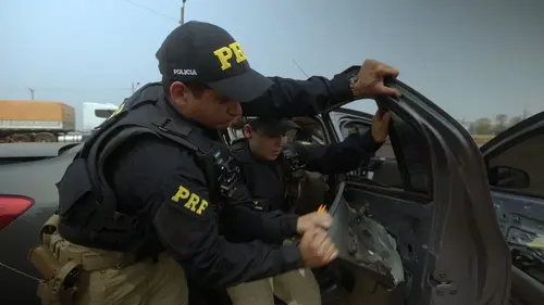 Au cœur des douanes : Amérique latine Mandat d'arrêt