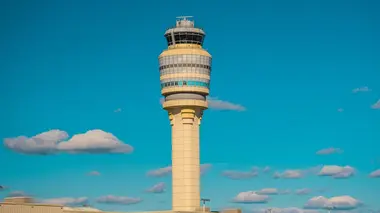 Au coeur du crime Jean Meyer : meurtre à la tour de contrôle