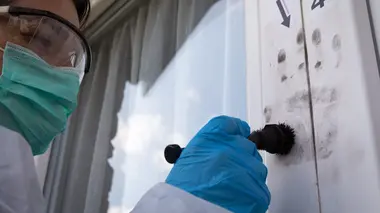 Au coeur du crime Le tueur sonne toujours deux fois
