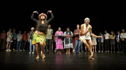 Au-delà des mers, rêve de théâtre